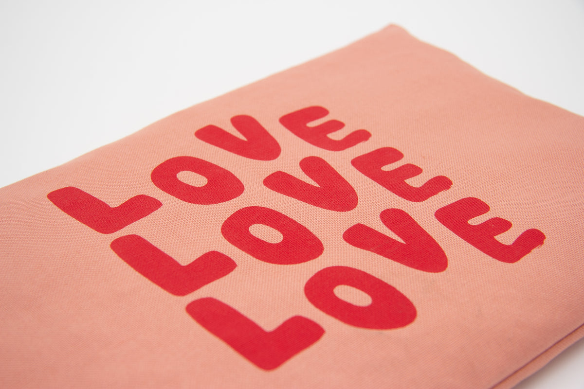 Kirschkernkissen 30x20cm, "Love Love Love", Blush